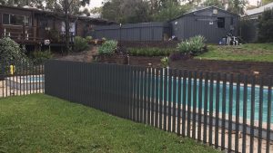 Rail-Less Blade Pool Fencing